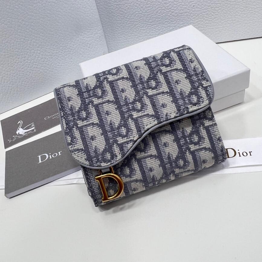【ディオール Dior】最新品ご案内: グレー 財布